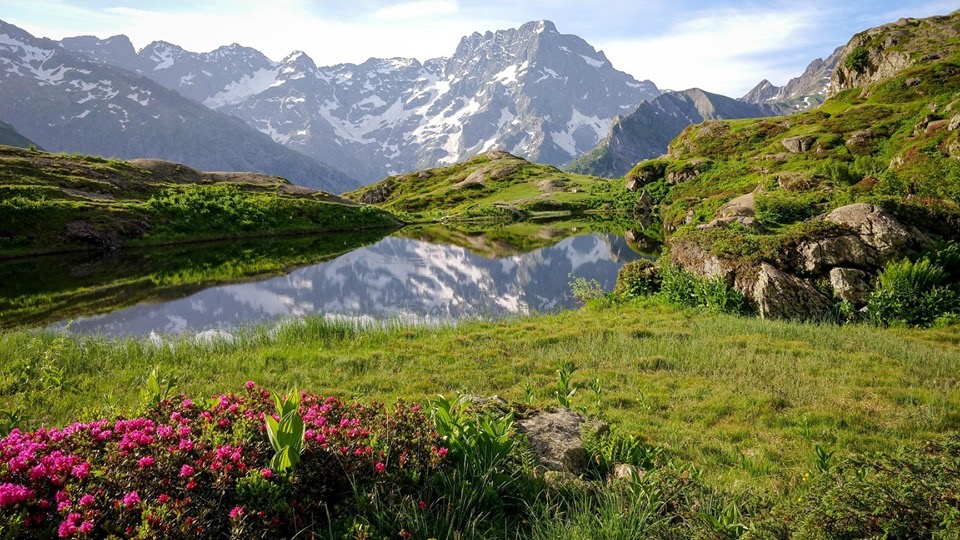 Lac du Lauzon dans le Valgaudemar