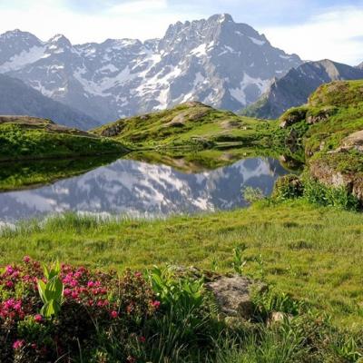 Lac du Lauzon dans le Valgaudemar