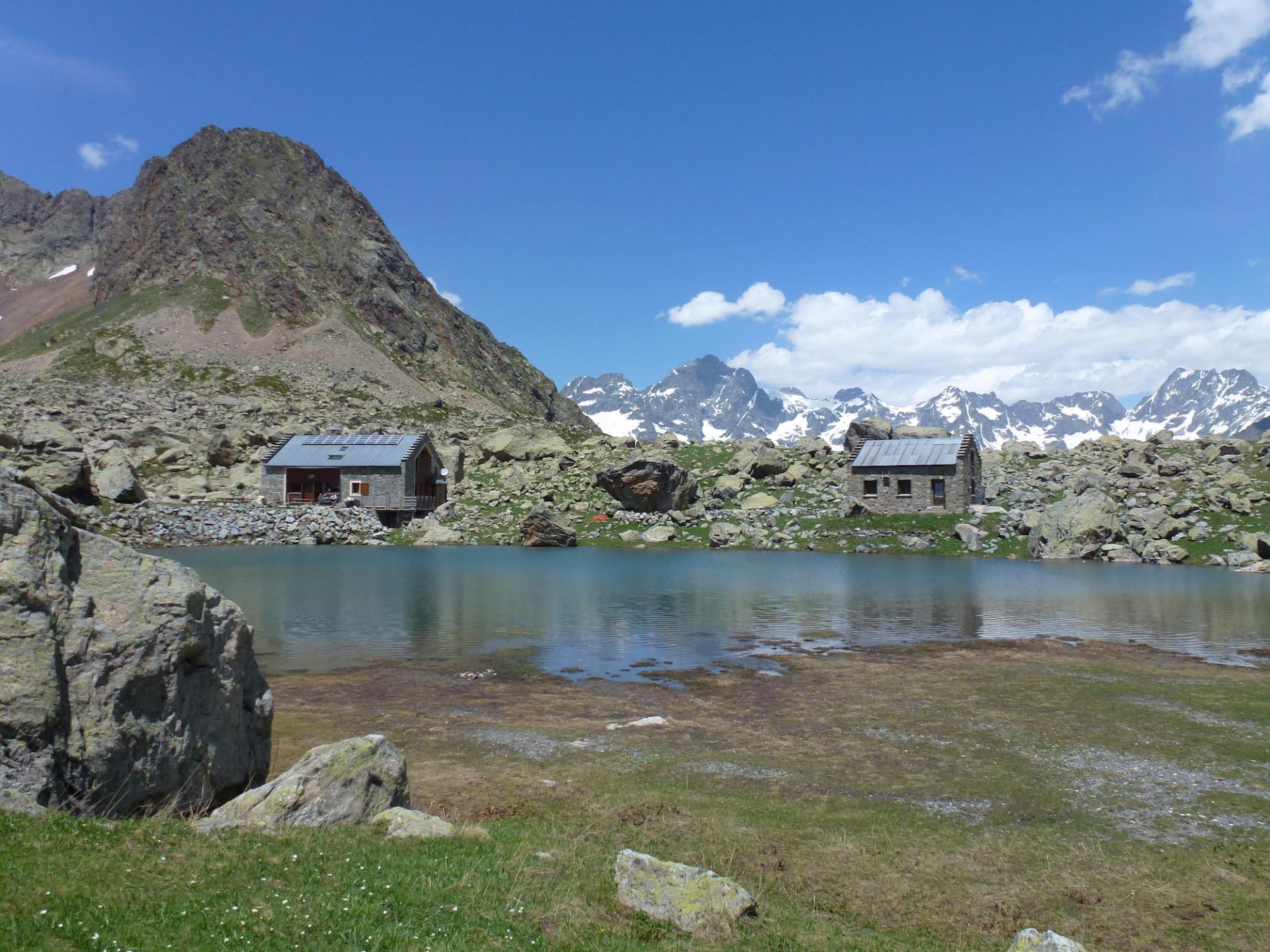 refuge de Vallonpierre 2270 m