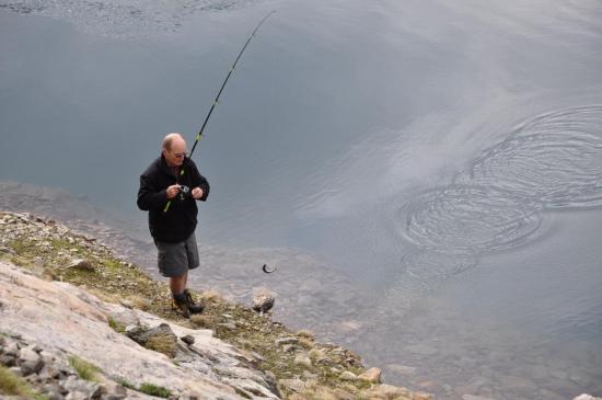 Pêche dans les lacs de Croupillouse.jpg